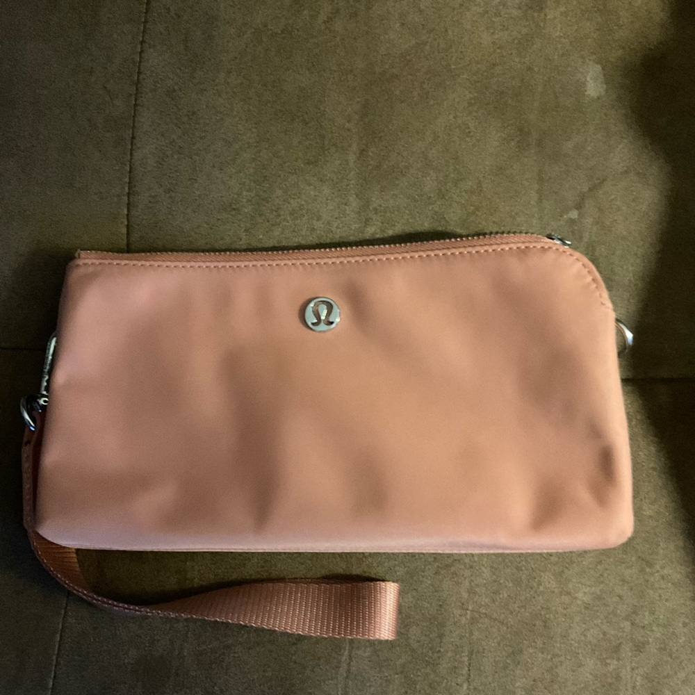Lululemon Curved Wristlet